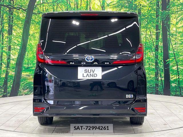 Toyota NOAH HYBRID 2023-08 4393974-15