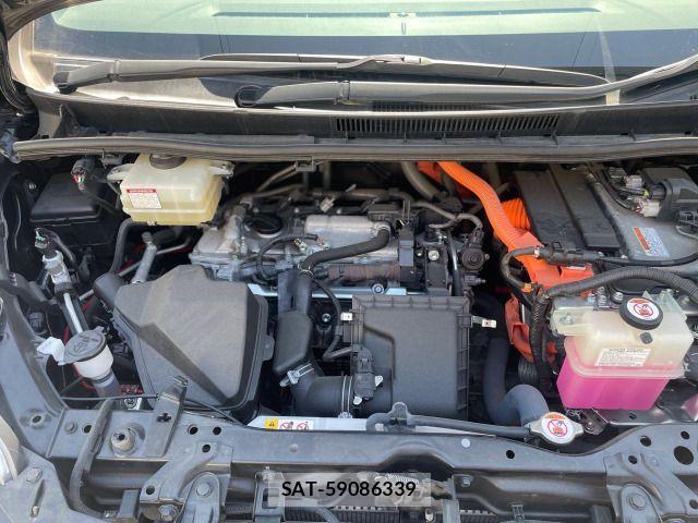 Toyota NOAH HYBRID 2020-05 4598118-3