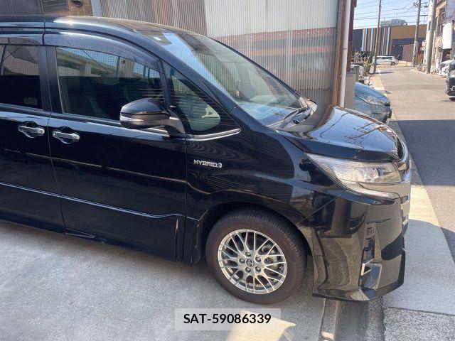 Toyota NOAH HYBRID 2020-05 4598118-5