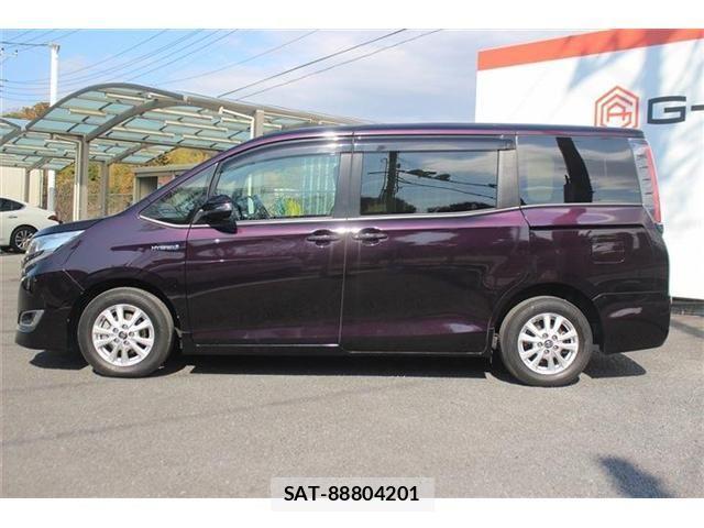 Toyota NOAH HYBRID 2018-07 4598125-13