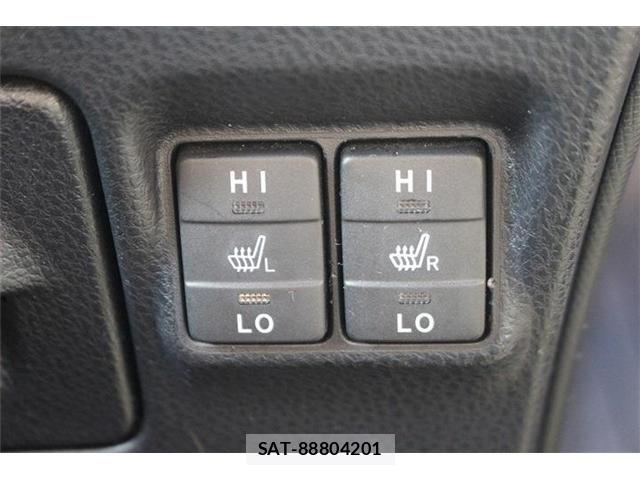 Toyota NOAH HYBRID 2018-07 4598125-5