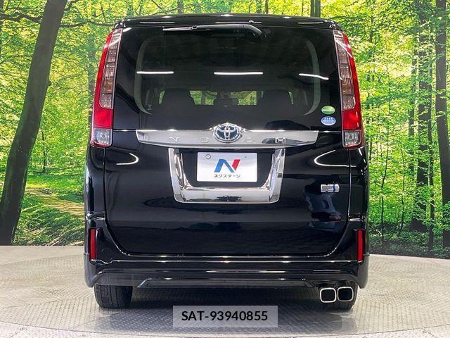 Toyota NOAH HYBRID 2015-03 4598130-15