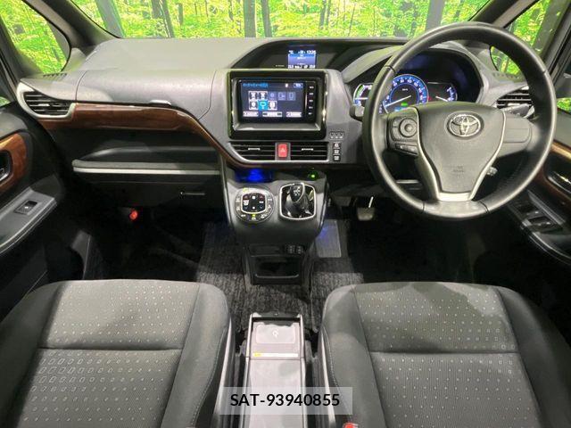 Toyota NOAH HYBRID 2015-03 4598130-1