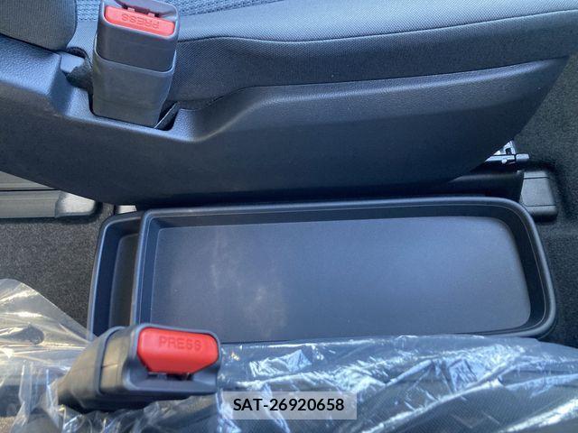 Toyota NOAH HYBRID 2026-01 4598082-19