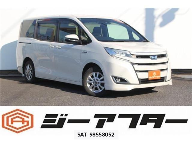 Toyota NOAH HYBRID 2017-12 4640175-0