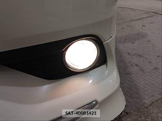 Toyota NOAH HYBRID 2015-06 4756235-13