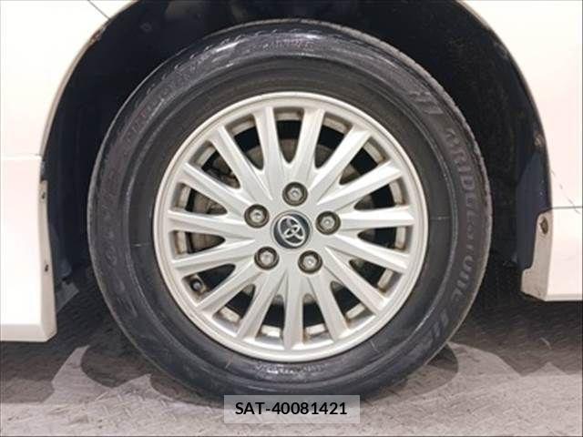 Toyota NOAH HYBRID 2015-06 4756235-14