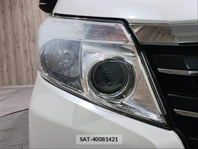 Toyota NOAH HYBRID 2015-06 4756235-22