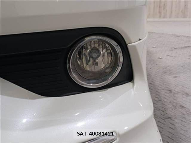 Toyota NOAH HYBRID 2015-06 4756235-25
