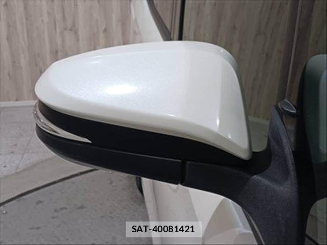 Toyota NOAH HYBRID 2015-06 4756235-26