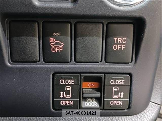Toyota NOAH HYBRID 2015-06 4756235-6