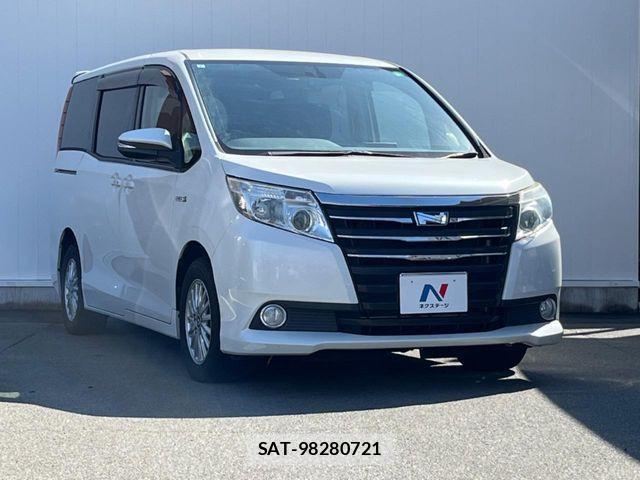 Toyota NOAH HYBRID 2015-06 4756230-16