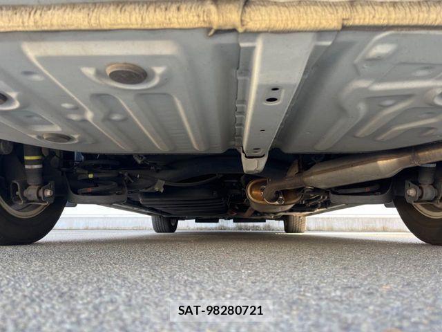 Toyota NOAH HYBRID 2015-06 4756230-19