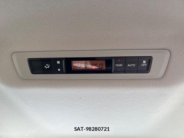 Toyota NOAH HYBRID 2015-06 4756230-5