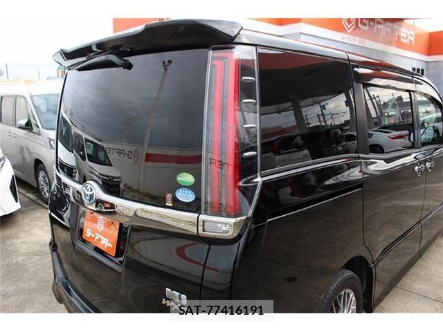Toyota NOAH HYBRID 2018-06 4973570-11