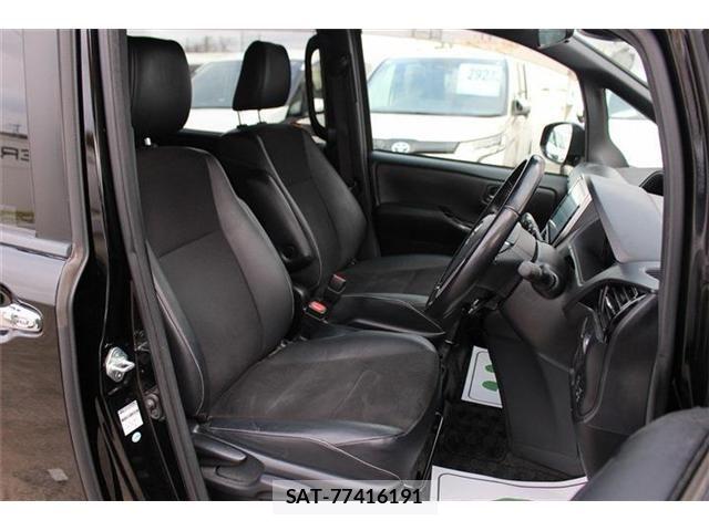Toyota NOAH HYBRID 2018-06 4973570-13