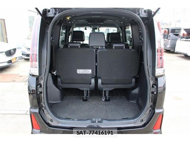 Toyota NOAH HYBRID 2018-06 4973570-17