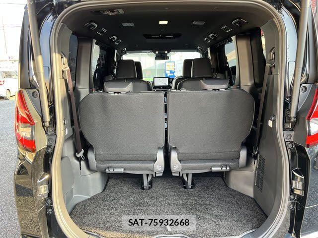 Toyota NOAH HYBRID 2025-03 4973458-20