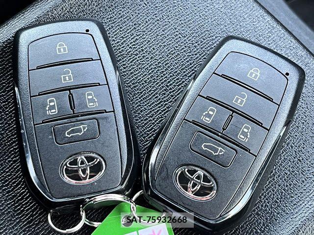 Toyota NOAH HYBRID 2025-03 4973458-25