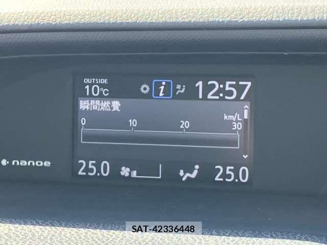 Toyota NOAH HYBRID 2015-05 4973554-9