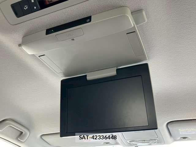 Toyota NOAH HYBRID 2015-05 4973554-1