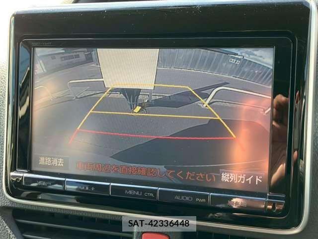 Toyota NOAH HYBRID 2015-05 4973554-3