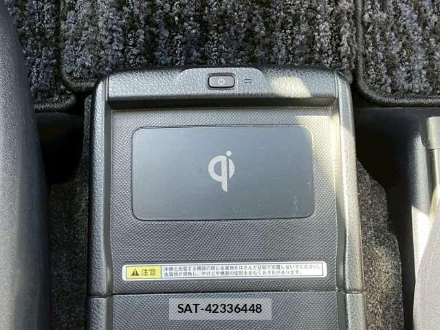 Toyota NOAH HYBRID 2015-05 4973554-7