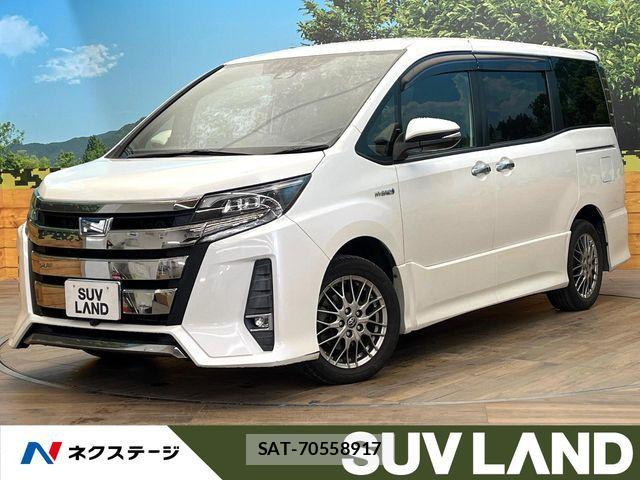 Toyota NOAH HYBRID 2018-03 5874214-0