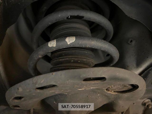 Toyota NOAH HYBRID 2018-03 5874214-19