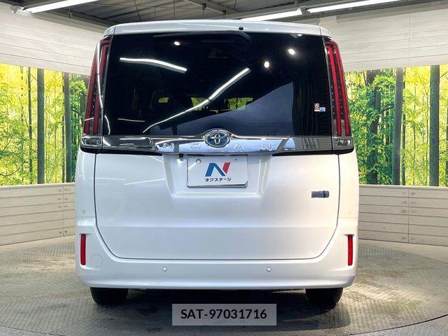 Toyota NOAH HYBRID 2020-11 5874210-15
