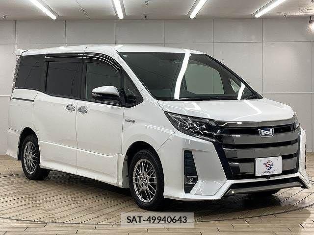 Toyota NOAH HYBRID 2018-10 5874211-14