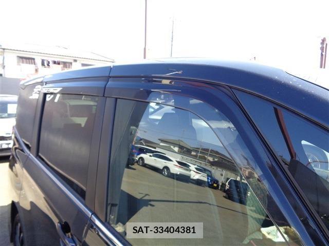 Toyota NOAH HYBRID 2025-05 5874207-9