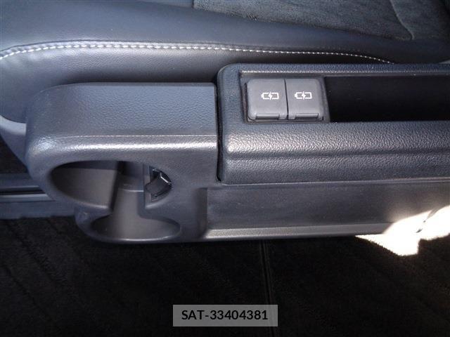 Toyota NOAH HYBRID 2025-05 5874207-17