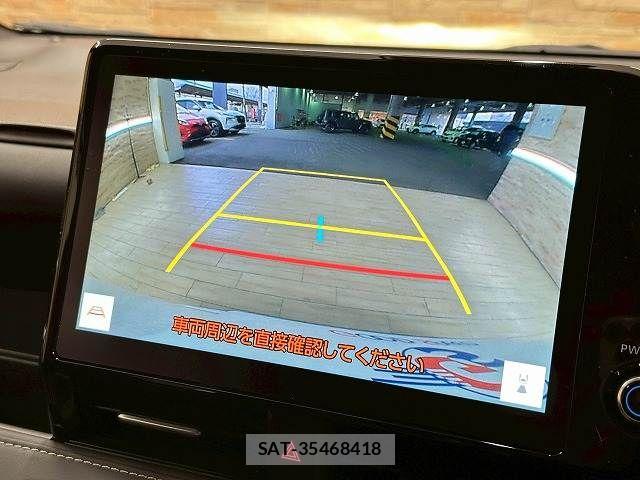 Toyota NOAH HYBRID 2023-01 5874186-3
