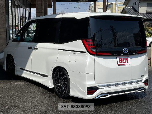 Toyota NOAH HYBRID 2024-07 5874157-8