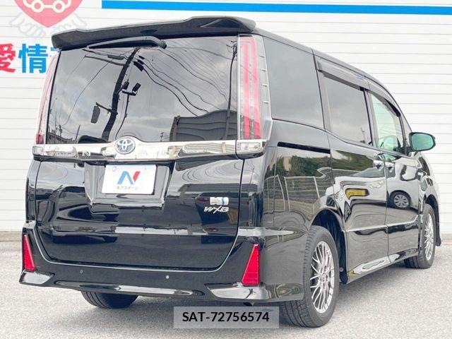 Toyota NOAH HYBRID 2020-04 5874209-17