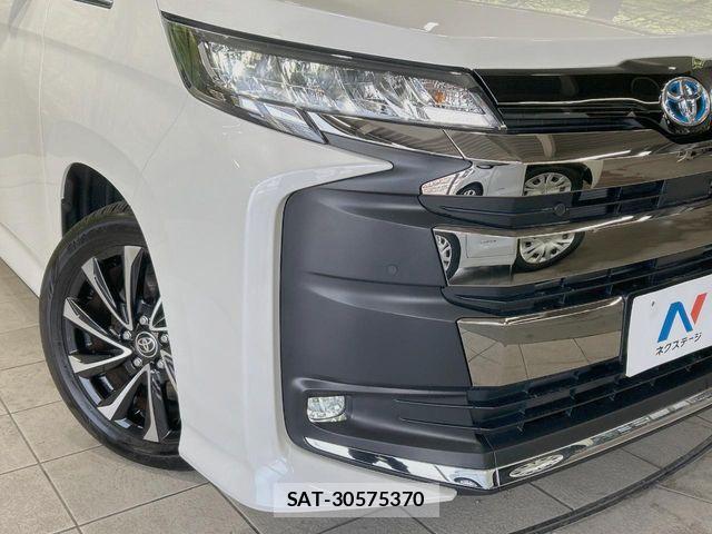 Toyota NOAH HYBRID 2024-10 6014708-12
