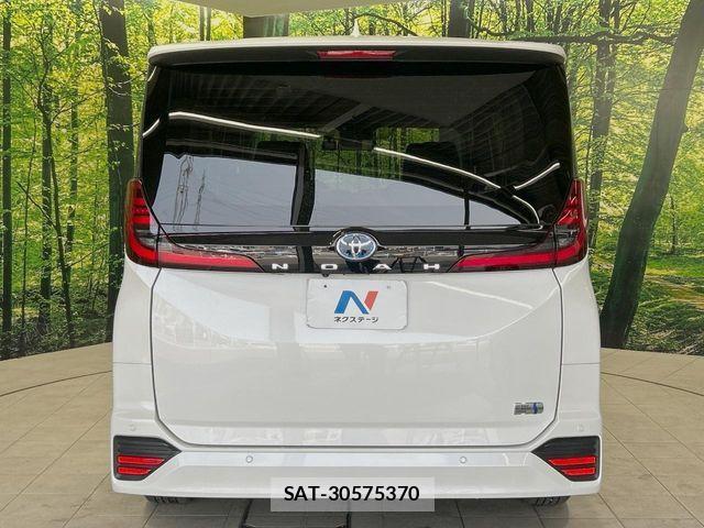 Toyota NOAH HYBRID 2024-10 6014708-15