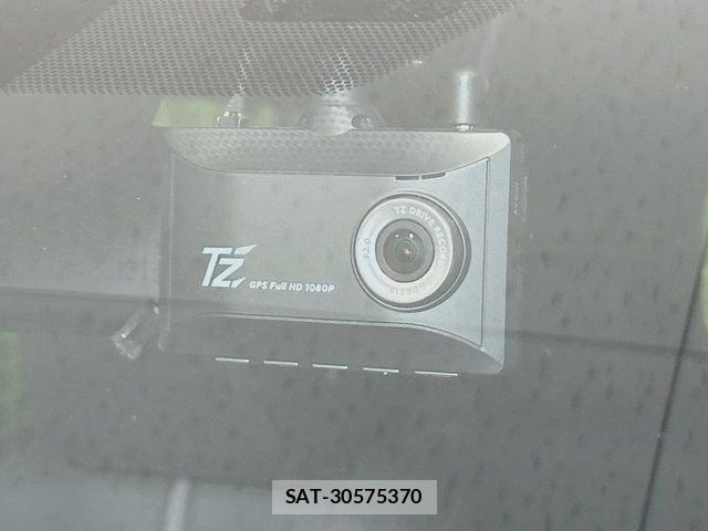 Toyota NOAH HYBRID 2024-10 6014708-5