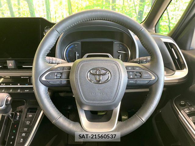 Toyota NOAH HYBRID 2025-03 6014702-11