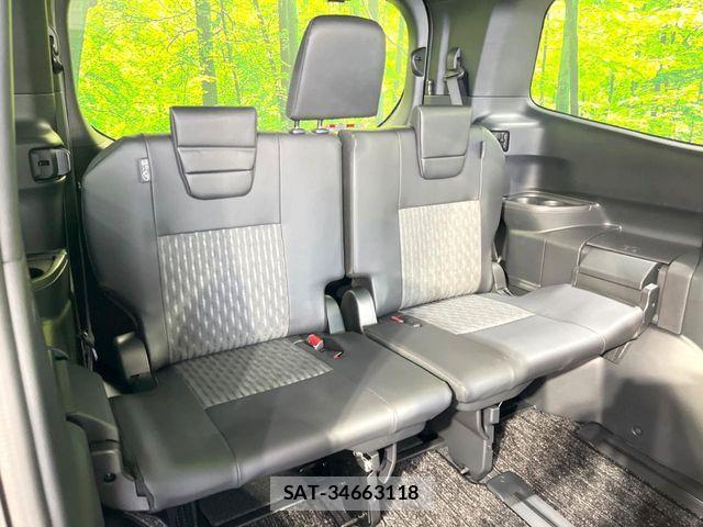 Toyota NOAH HYBRID 2025-11 6014678-9