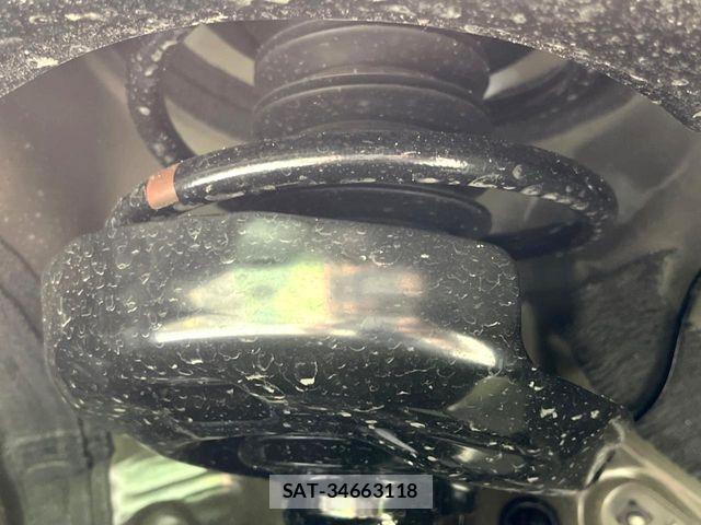 Toyota NOAH HYBRID 2025-11 6014678-19