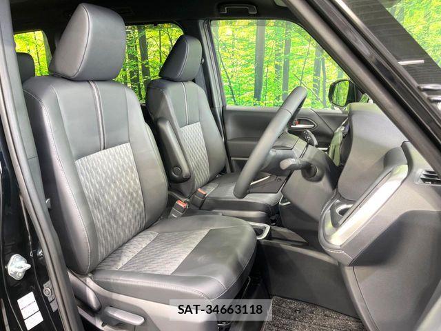 Toyota NOAH HYBRID 2025-11 6014678-7