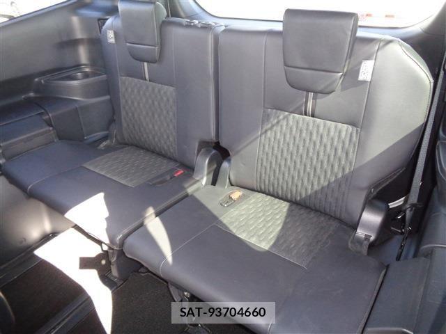 Toyota NOAH HYBRID 2024-11 6014725-12