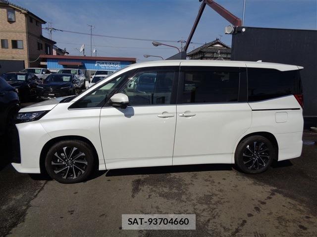 Toyota NOAH HYBRID 2024-11 6014725-4