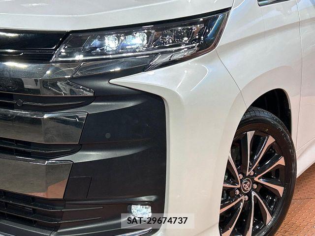 Toyota NOAH HYBRID 2026-02 6135477-12