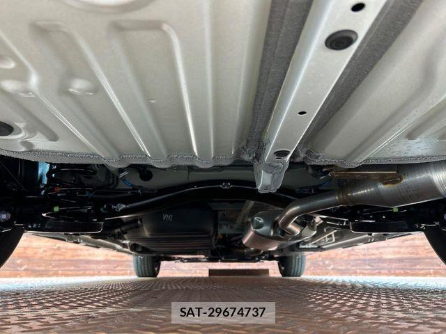Toyota NOAH HYBRID 2026-02 6135477-18