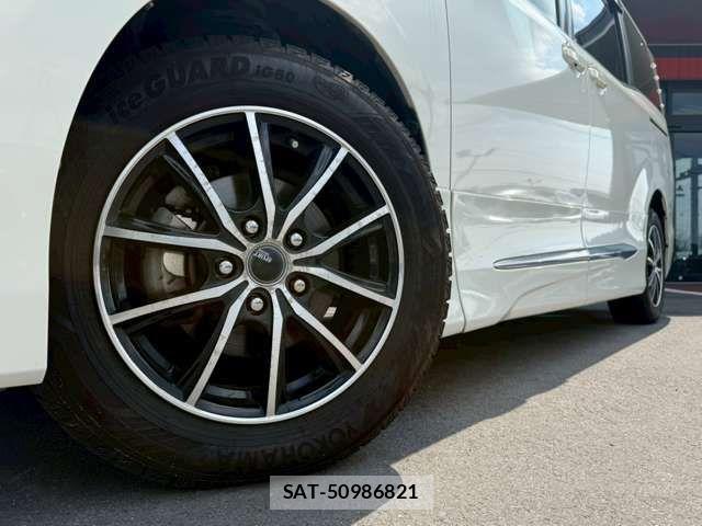 Toyota NOAH HYBRID 2019-01 6246331-15