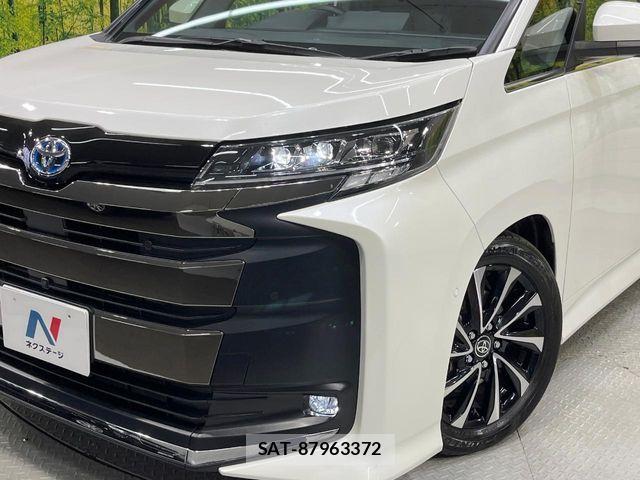 Toyota NOAH HYBRID 2025-03 6246317-12