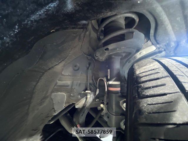 Toyota NOAH HYBRID 2024-01 6246318-19